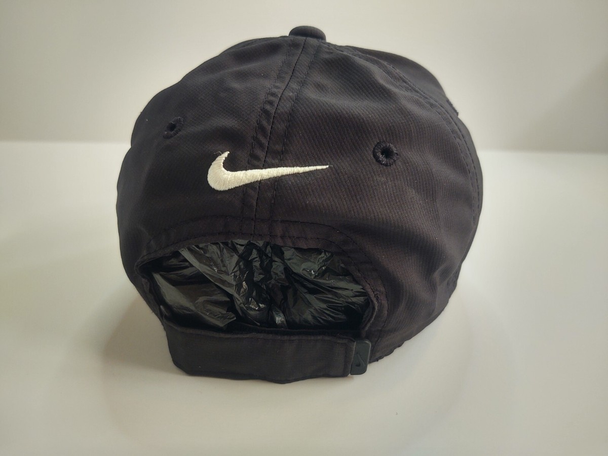 Disney Parks Nike Dri-Fit Legacy 91 Classic Mickey Mouse Black Hat Adult Disney Nike Mickey Mouse Legacy 91 Adult Baseball Hat  main image 2