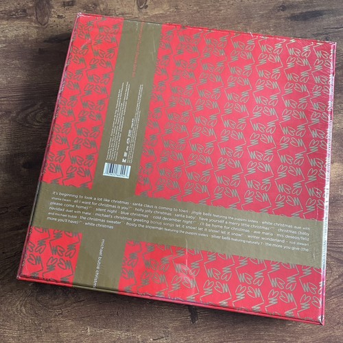 MICHAEL BUBLE Christmas SUPER DELUXE 10th Anniversary box set LTD ED SEALED NEW - Picture 4 of 7