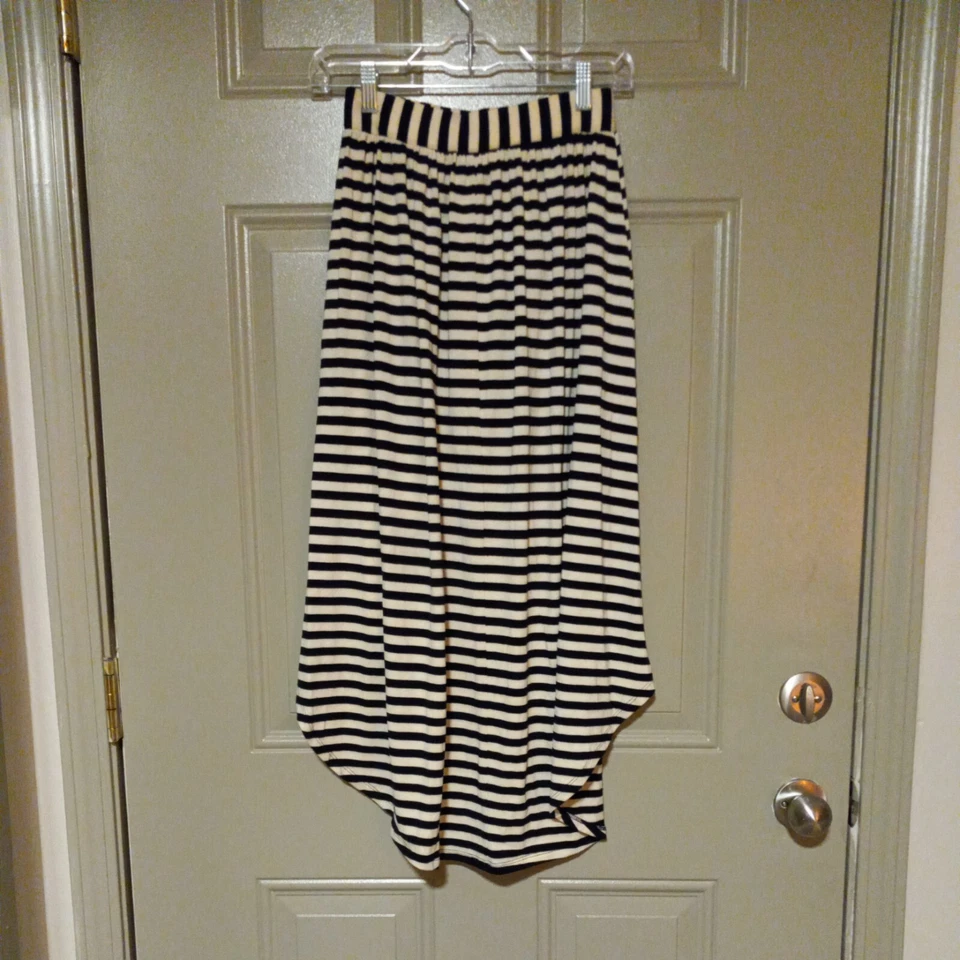 Charlotte Russell Woman Skirt Striped Size S - Imagem 4 de 4