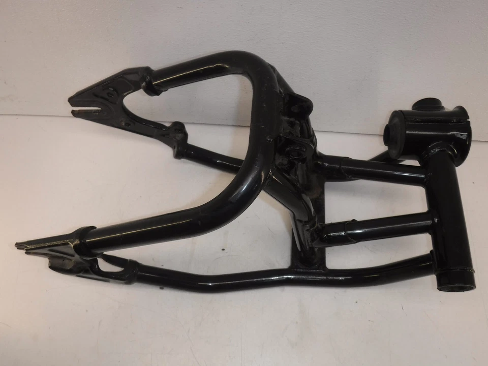 98-11 YAMAHA V STAR 650 OEM BASCULANTE TRASERO BRAZO DE SUSPENSIÓN Foto 2 de 4