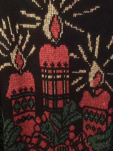 Cascanueces Para Mujer Pequeño Feo Suéter de Navidad Vintage Años 90 Vela a Cuadros Brillantes - Imagen 2 de 8