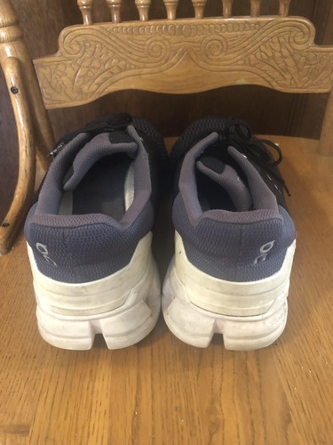 On Cloud Cloudstratus Shoes Mens Size 12 Swiss Running Athletic Sneaker Black Wh - Picture 7 of 10