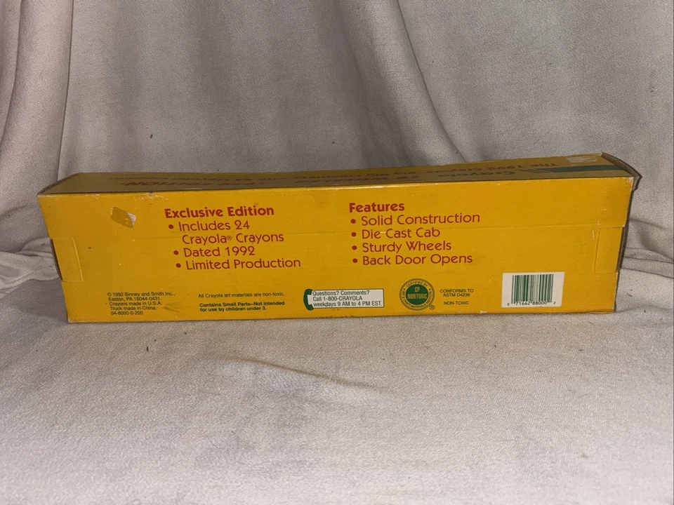 Vintage 1992 Crayola Big Rig 18 Wheeler w/24 Crayons, New In Box - Image 2 of 4