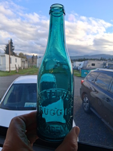NICE 1890'S COLORED PHILADELPHIA DRUGGIST MEDICINE BOTTLE
