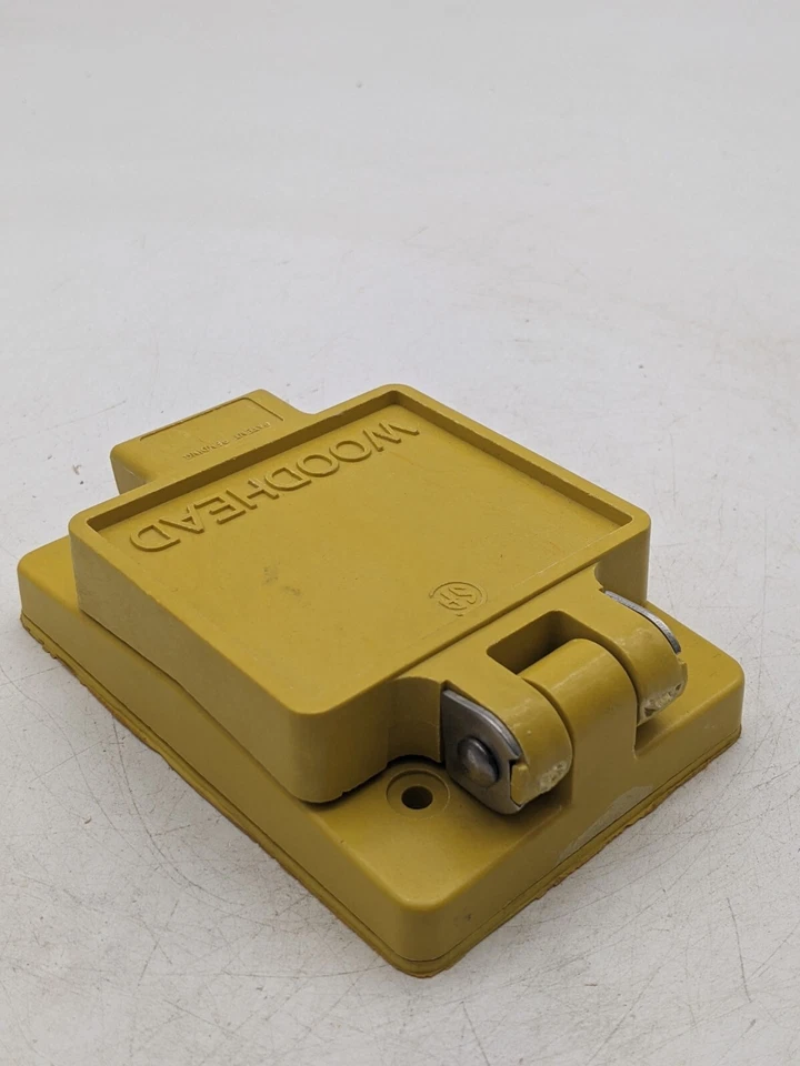 Woodhead 6788 Watertight Receptacle Cover Safeway Over-Floor Duct Safety Yellow - Image 4 of 4