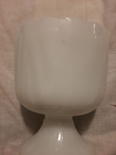 White Milk Glass Raised Pedestal Bowl 5 1/2" Tall 4 1/2" Wide Vintage - Picture 6 of 6