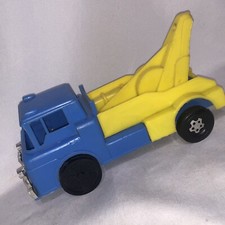 1960s Ford C600 Tow Truck Gay Toys Made in USA Blue Can Yellow Back/5a