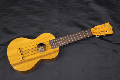 Ukulele Famous FS-5 Sopran Natural Hawaiian Koa Plywood Body