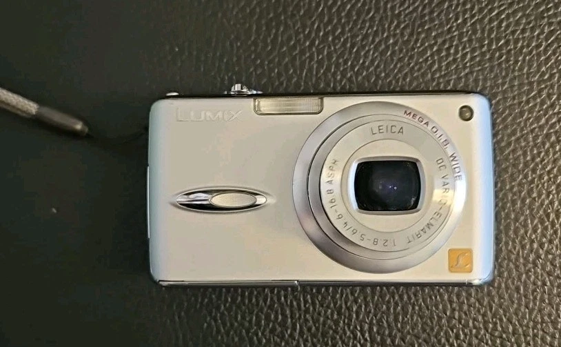 Panasonic DMC-FX01 Digital Cameras for Sale | Shop New & Used
