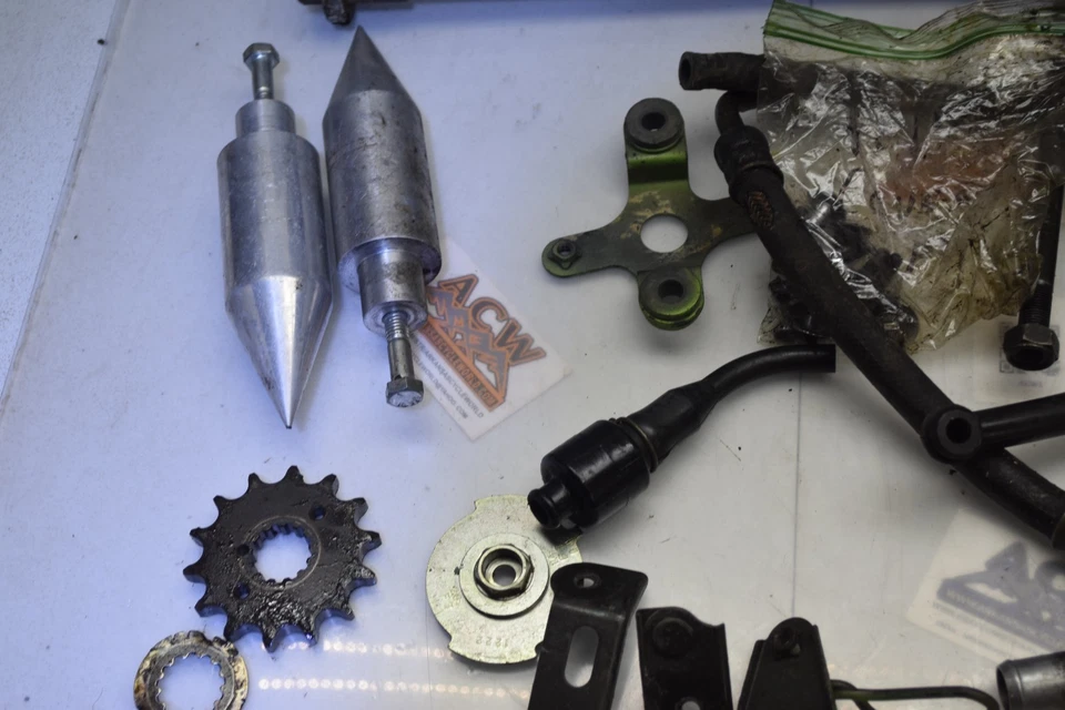 LOTE DE PEÇAS DE MOTOR CD1 PARAFUSOS TAMPA DE MONTAGEM 96 KAWASAKI NINJA ZX9 R ZX ZX9R 900 - Imagem 3 de 4