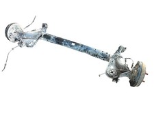 Essieu Mazda 1200