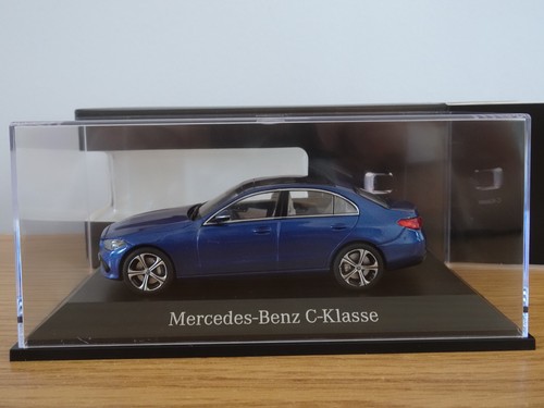 HERPA MERCEDES BENZ C CLASS SALOON W206 2021 BLUE CAR MODEL B66960636 1:43 - Picture 4 of 4