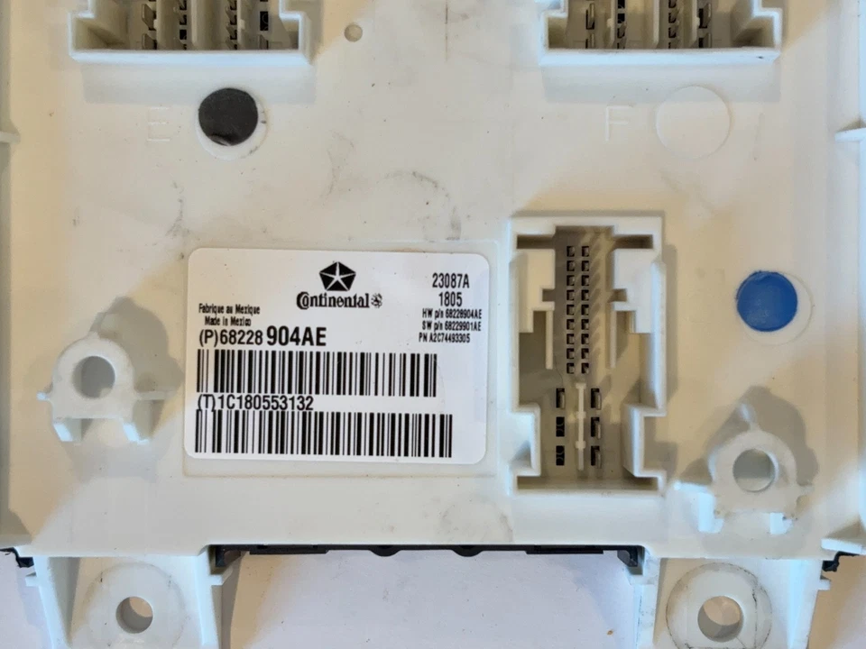 Módulo de control de carrocería, BCM, 2015 Ram 1500 2500 3500 68228904AE requiere reprogramación Foto 4 de 4