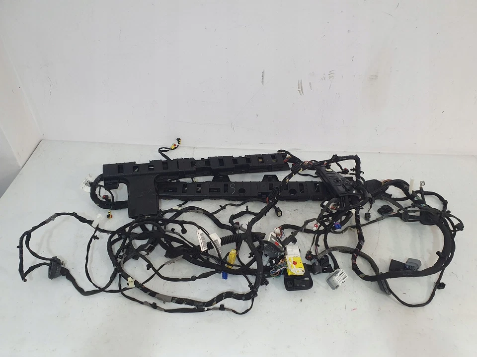 Tree Installation Chrysler 68446258AC Pacifica II - Image 2 of 4