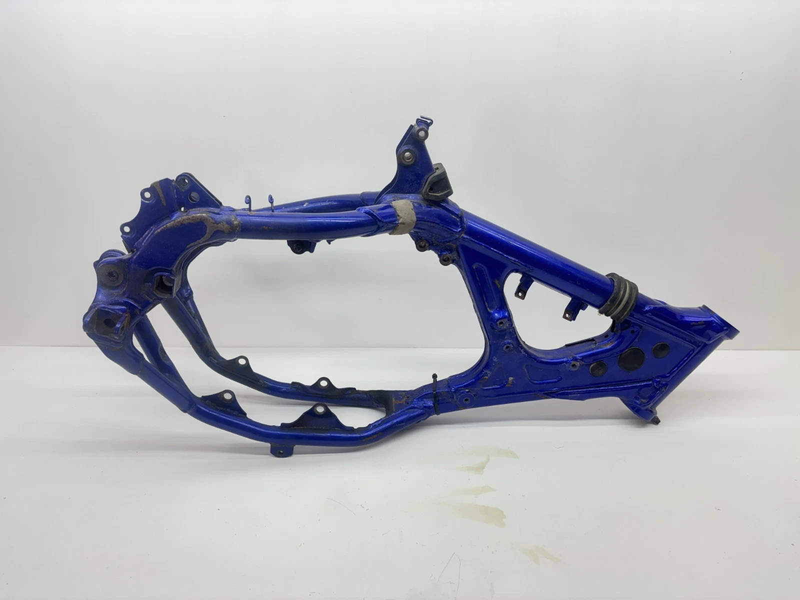2000 Yamaha YZ125 Frame Main Chassis Hull Body OEM Dirt Bike 5HD-21110-00-P0