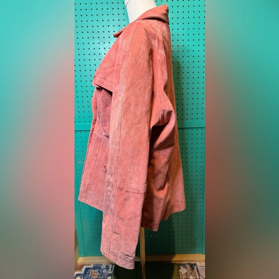 Terry Lewis Women's Coral Double-Breasted Jacket. Suede. 1X. Great Vintage Cond. - Image 2 of 4