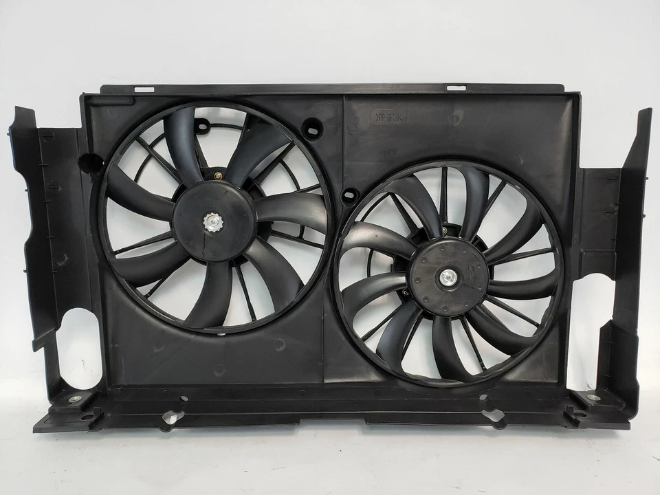 Conjunto de ventilador doble radiador construido en EE. UU./Japón para Toyota RAV4 2013 2017 Foto 2 de 2