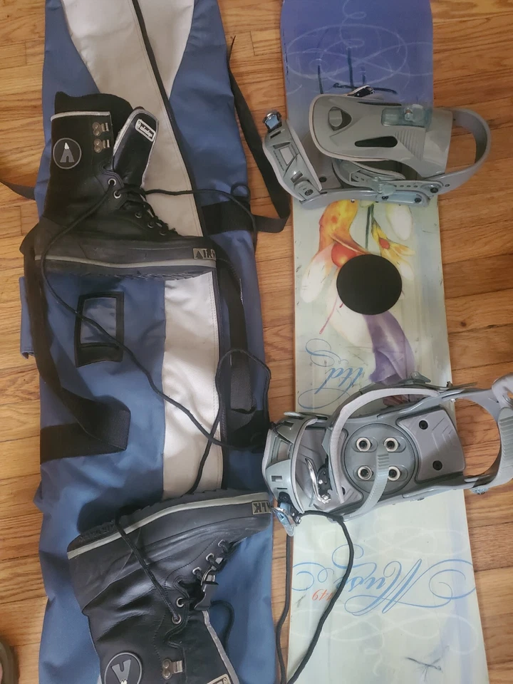 Juego completo de snowboard para damas-LTD 149, Airwalk talla 7, bandas Lamar y bolsa Lamar Foto 3 de 4