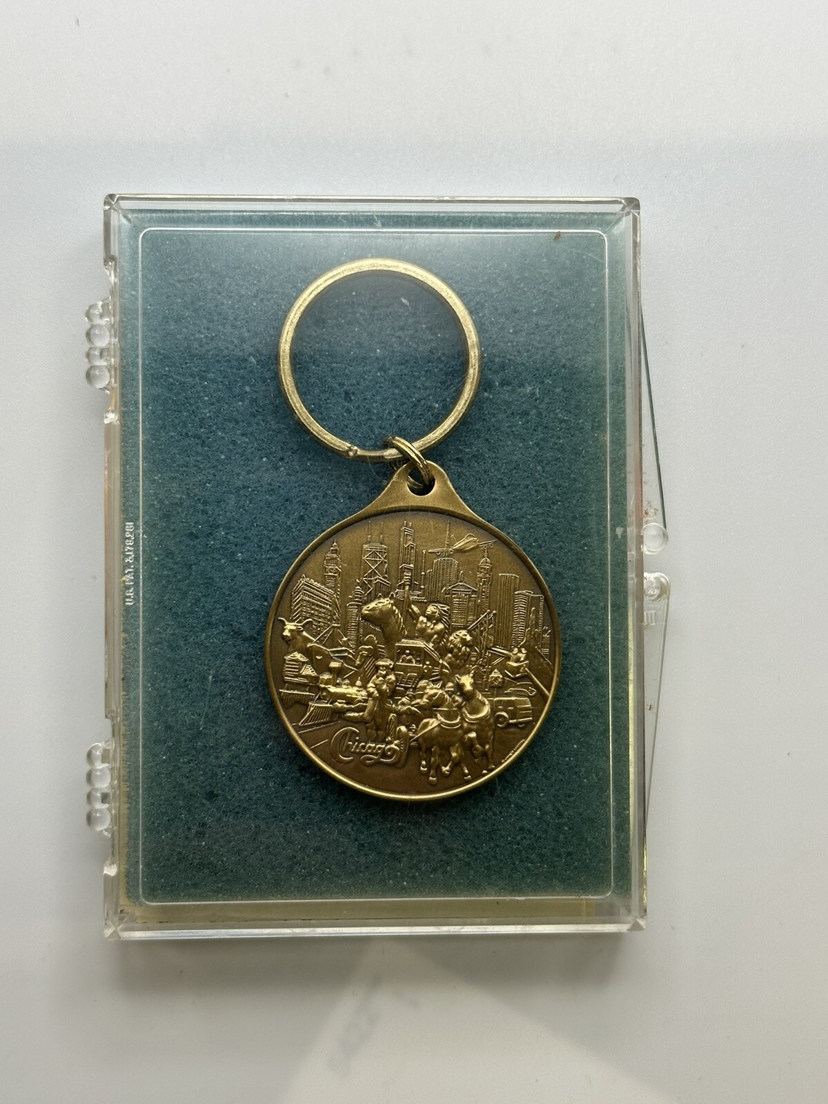 Foto 1 di 4