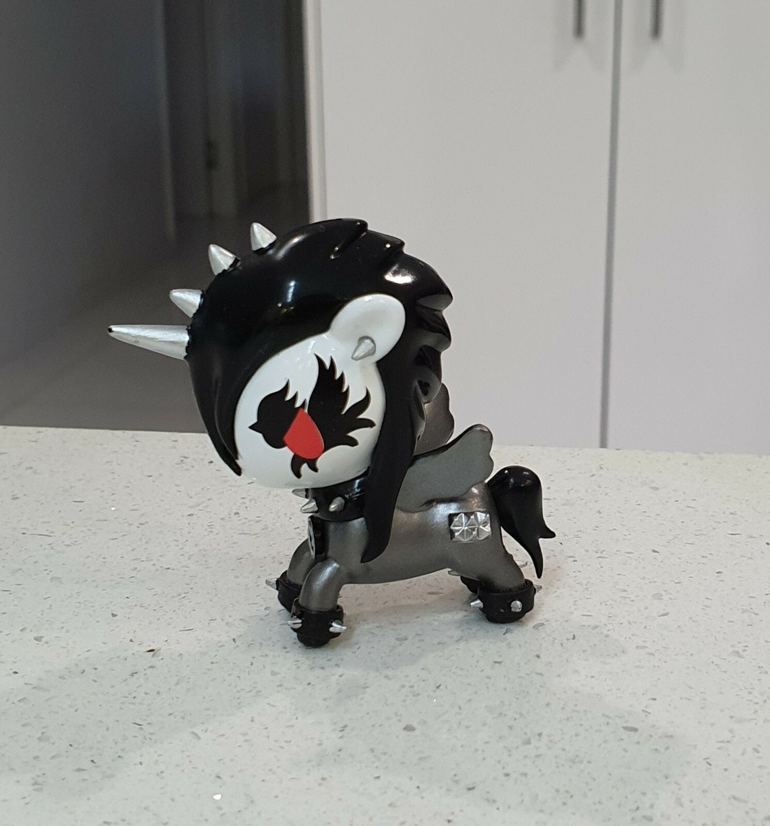 osyaredaisuki様 Tokidoki Unicorno Thrasher chase/chaser. Series 9 | eBay