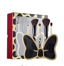 New Sephora Minnie Mouse Beauty Tools Brush Up On Glamour