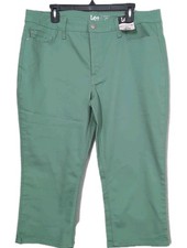 NWT Ladies Size 18 M Lee Capri Mid Rise Regular Fit Denim Jeans Palm Green