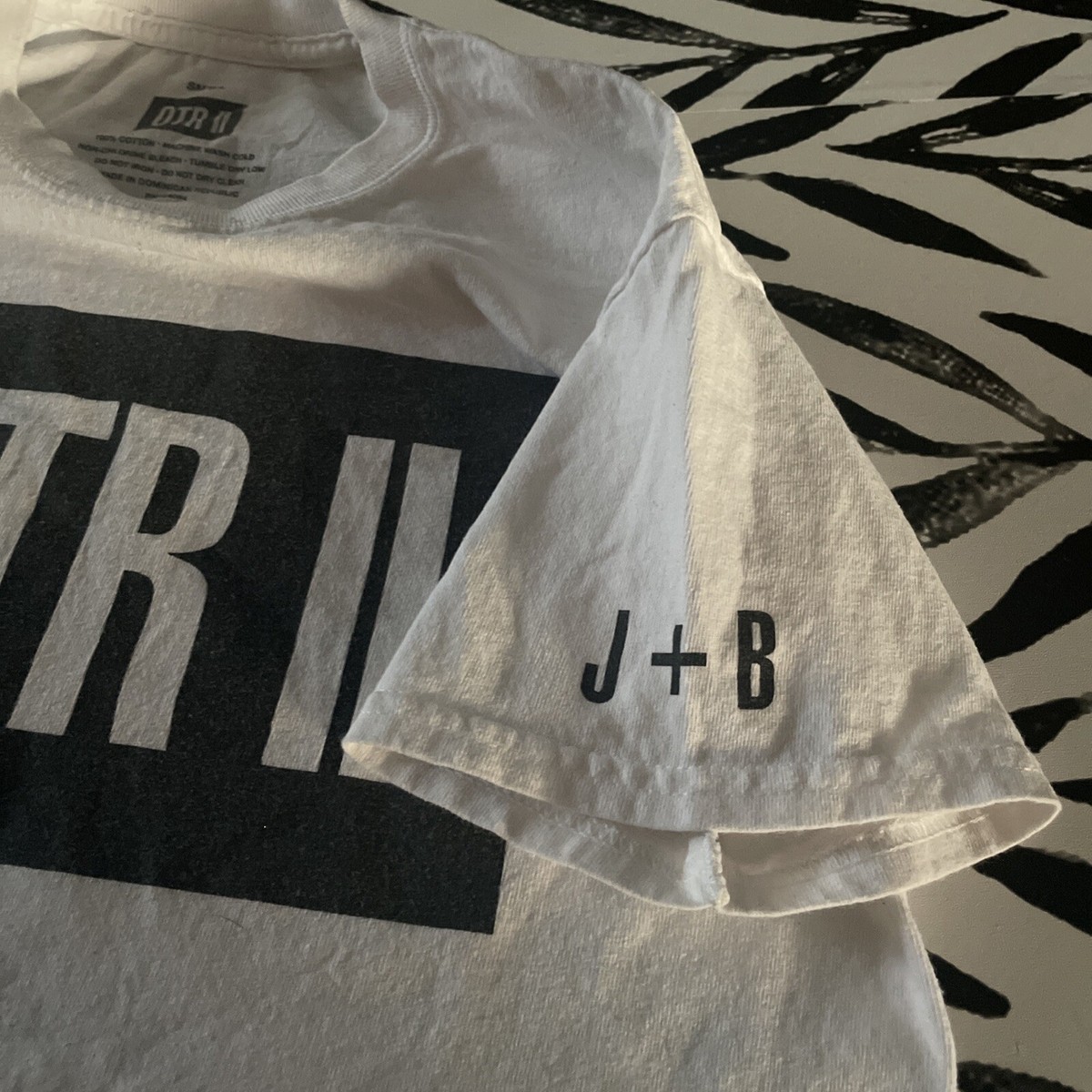 Beyonce Jay-Z - 2018 On The Run OTR Tour - White T-Shirt - Small