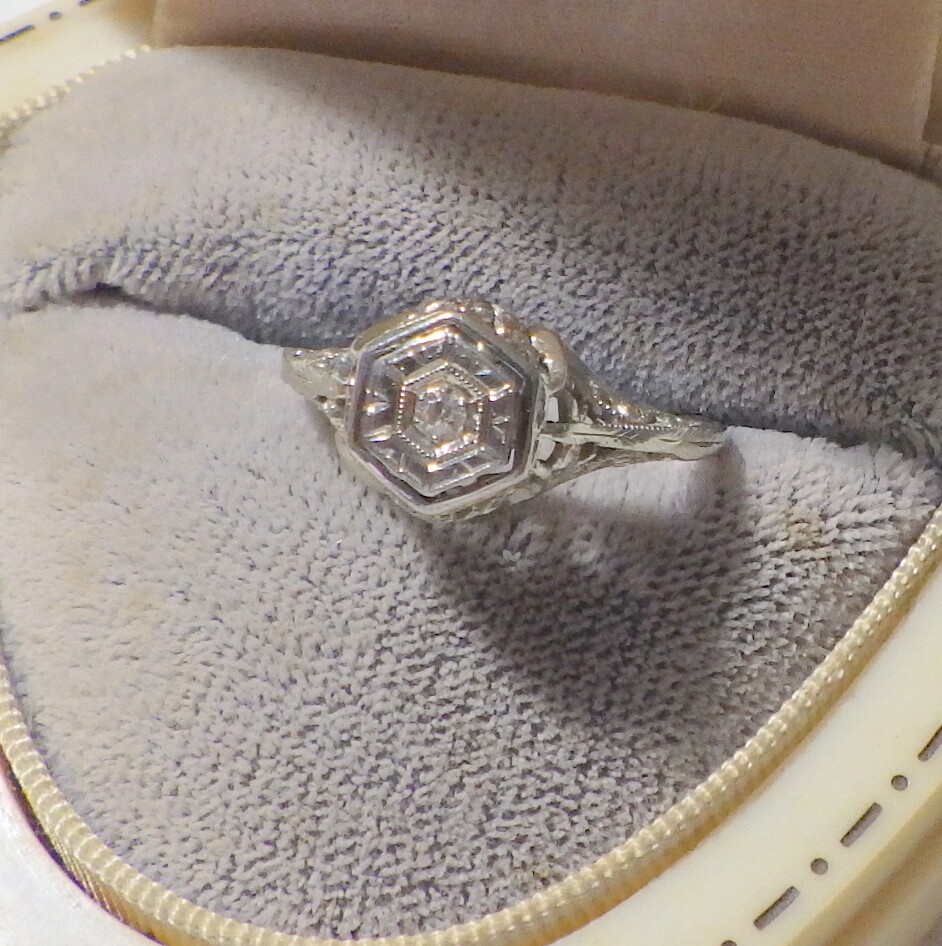 Picture 3 of 4