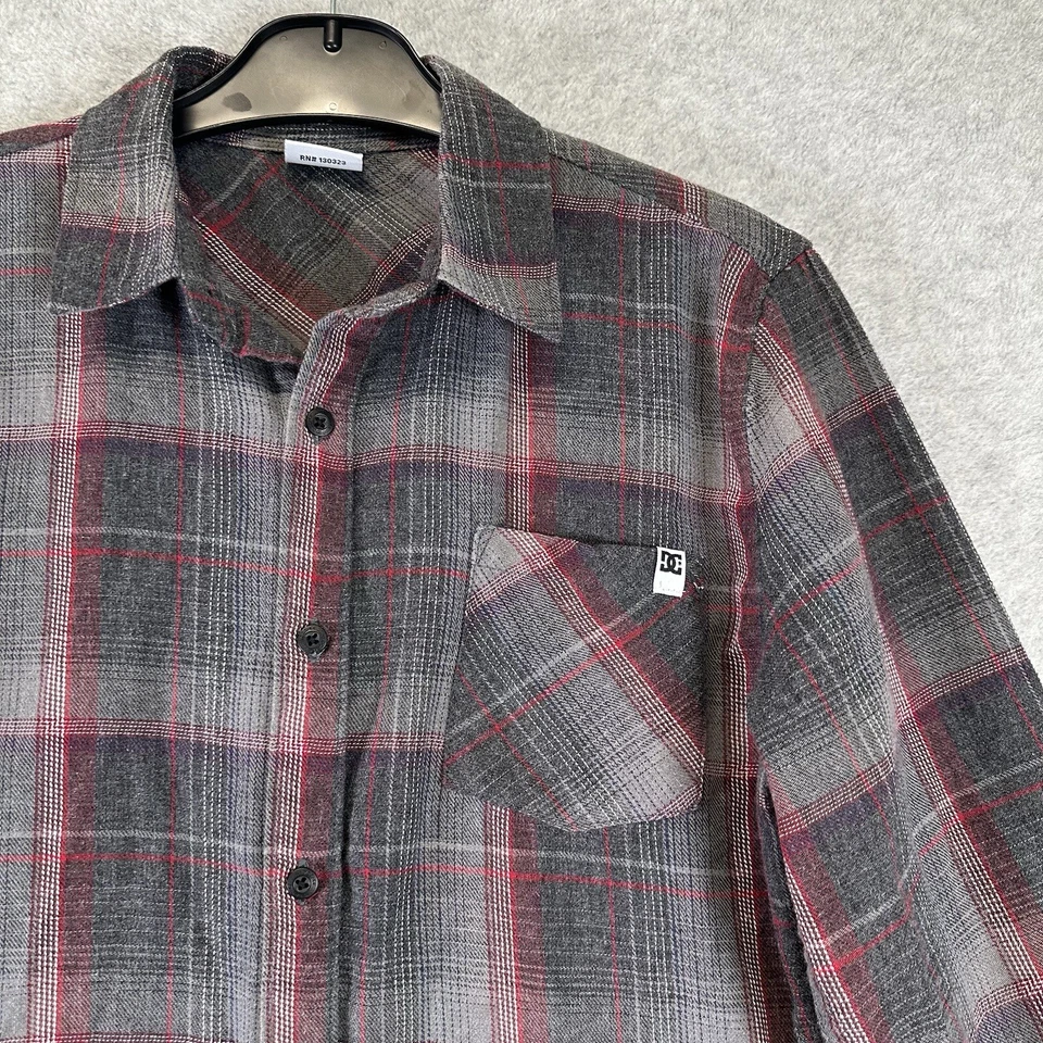DC Shoes Shirt Men's SP Black Plaid Long Sleeve Button Down Skateboard Pockets - Image 2 of 4