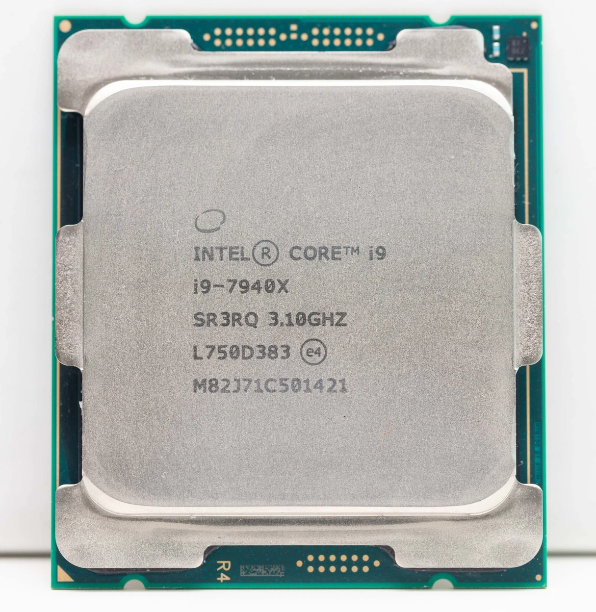 Intel Core i9-7940X 3.1GHz 14-Core 19.25MB 165W FCLGA2066 64-Bit
