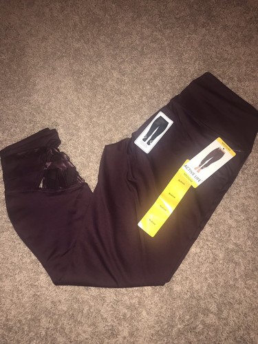 NWT Women's Active Life Burgundy Lattice Yoga Pants Size Small, Medium, Large - Picture 3 of 9