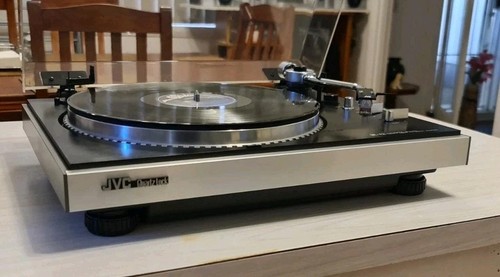 VINTAGE JVC QUARTZ LOCK TURNTABLE/DIRECT DRIVE/MADE IN JAPAN - Picture 5 of 6