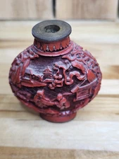 Antique Vintage Chinese Cinnabar Lacquer Style Snuff Bottle Landscape Reign Mark