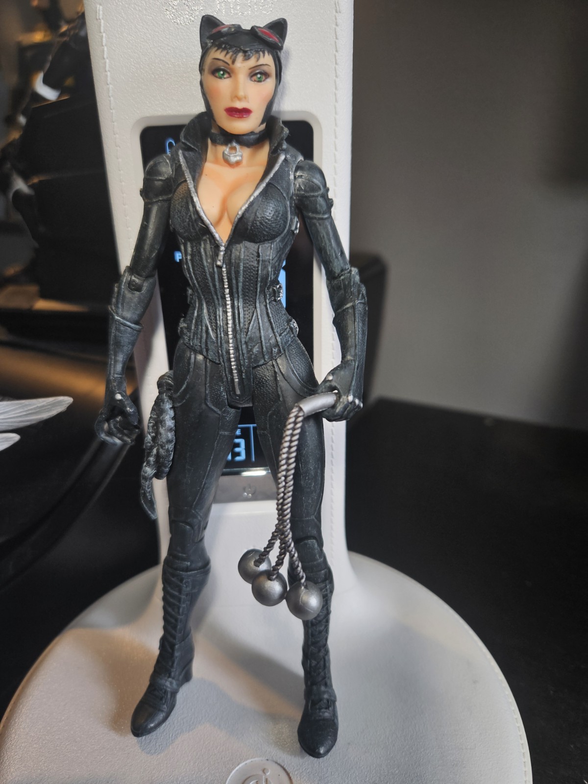 DC Collectibles Batman Arkham City Catwoman 6" Figure