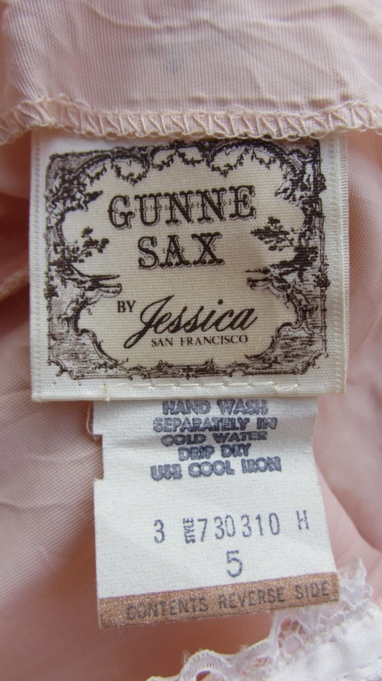 Vintage Gunne Sax by Jessica XXS/XS Peach Swiss Dot Sleeveless Prairie Dress - Image 4 of 4