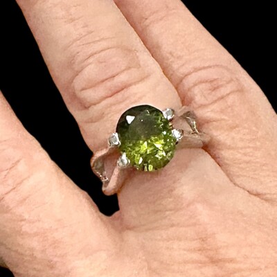 Lia Sophia Green Cut Crystal Solitaire Silver Tone Ring Size 7