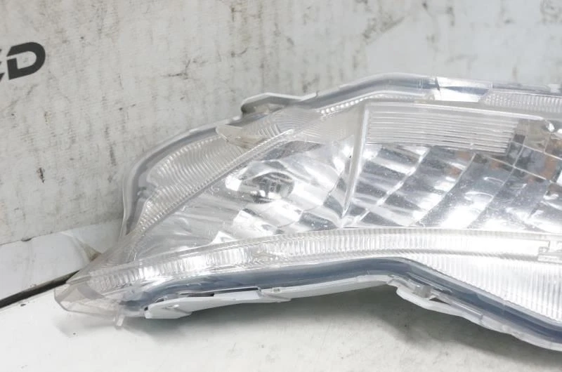 Luz de giro delantera izquierda Toyota Camry 2015-2017 81520-06050 OEM  Foto 3 de 4