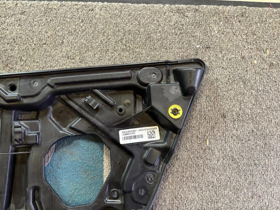 Dodge Charger/Chrysler 300 2011-2023 conjunto regulador ventana trasera pasajero derecho Foto 4 de 4