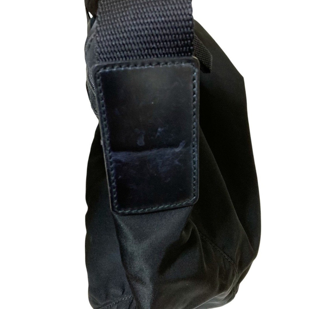 Good condition PRADA triangular logo plate nylon … - image 10