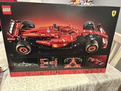 LEGO Technic 42141 McLaren Formula 1 Race Car 1:8 Scale Set 1432 pcs
