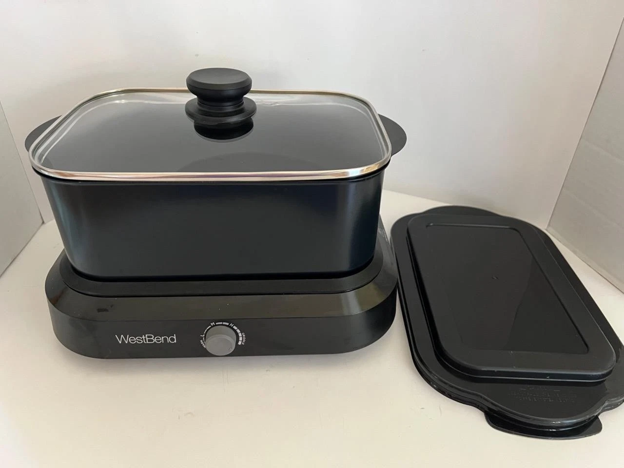 WEST BEND 5 QT BLACK SLOW COOKER WITH GRIDDLE CROCK POT - 87905
Opens in a new window or tab