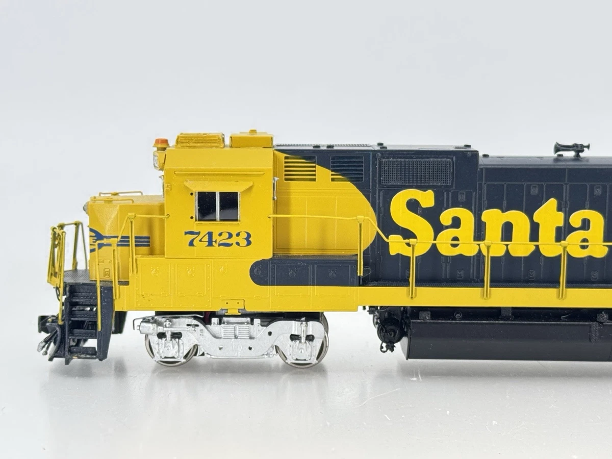 HO Overland Models OMI 5152 Santa Fe Dash 8-40B Locomotive ATSF #7423 *C-2*