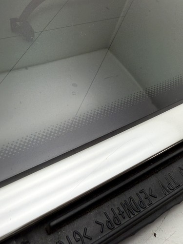 2007-2015 AUDI Q7 4L - REAR RIGHT PASSENGER QUARTER WINDOW GLASS OEM 4L0845300 - Picture 4 of 5