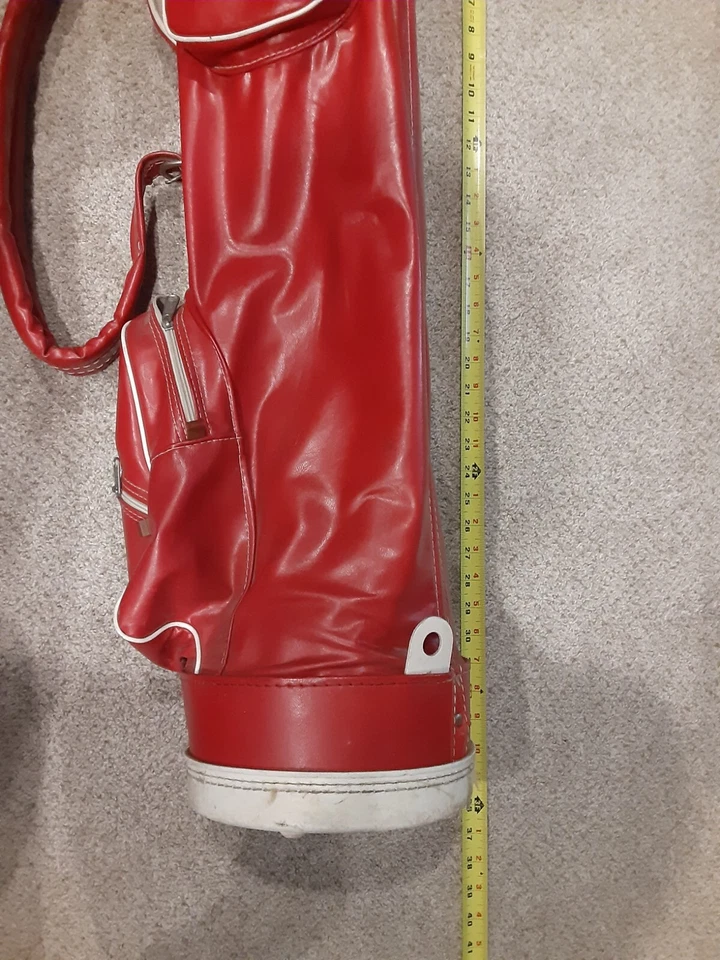 Bolsa de golf Wilson Country Club vintage de cuero rojo *Hecha en EE. UU.* Foto 2 de 4