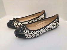 Vionic Women's Slip On Back Black And White Casual Comfort Flats Size 10