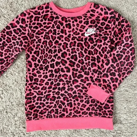 Sudadera Nike Rosa Estampado Guepardo Talla I: M I EXCELENTE Estado Foto 3 de 4