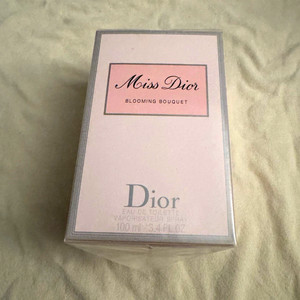 Dior Miss Dior Blooming Bouquet Eau de Toilette Spray, Regular Size 3.4 fl oz