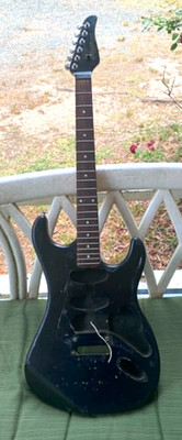 Vintage 80's Kramer Striker 300ST HSS Electric Guitar Black...Needs Restoration!