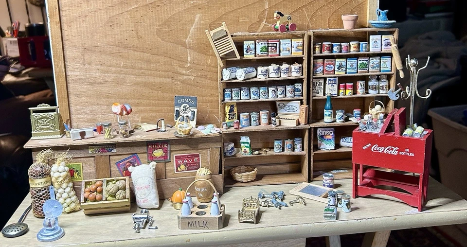 Vintage 1:12 Scale General Store Contents Miniatures - Image 2 of 4