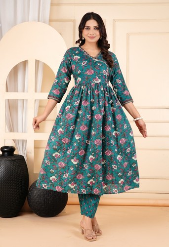 The Hobby Bounty Indian Pure Cotton Kurta & Pant Dupatta Set - Picture 3 of 7
